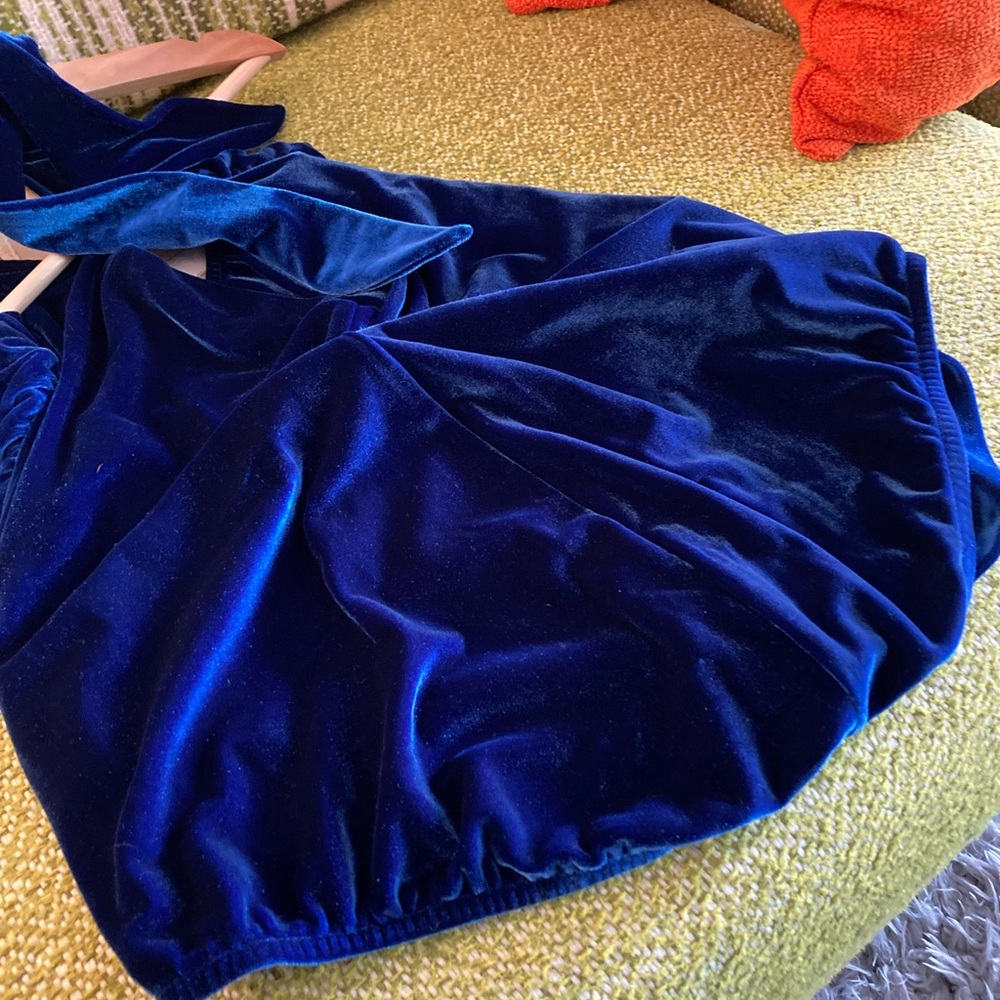 ModCloth Swimsuit Velvet Glam 👙 - Picture 4 of 7